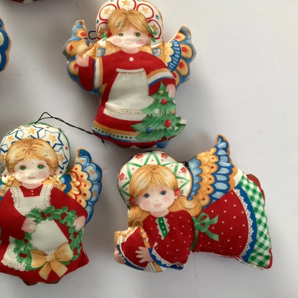 Lot of 6 Angels Cut, Sew and Stuffed Soft Fabric Christmas Ornaments Vintage 70s - Picture 3 of 10